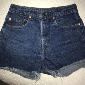 Levi’s high waisted cut off shorts